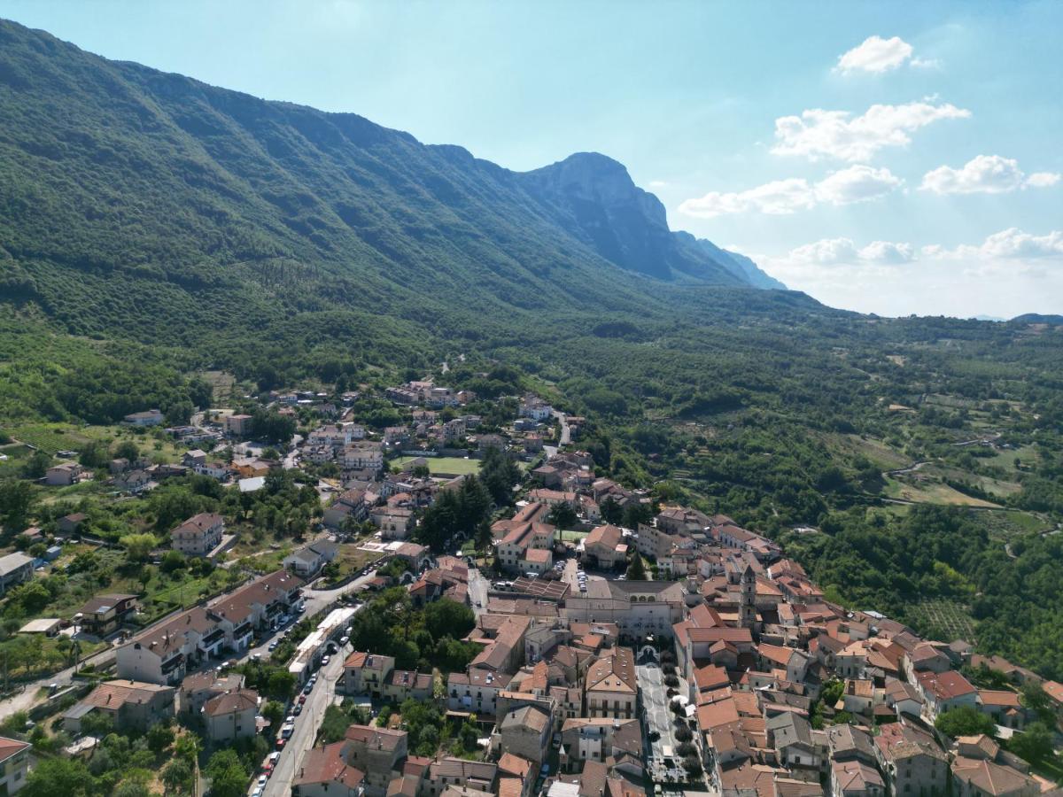 Casa Sarlo Aparthotel Petina Kültér fotó