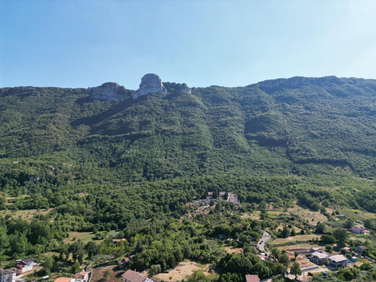 Casa Sarlo Aparthotel Petina Kültér fotó