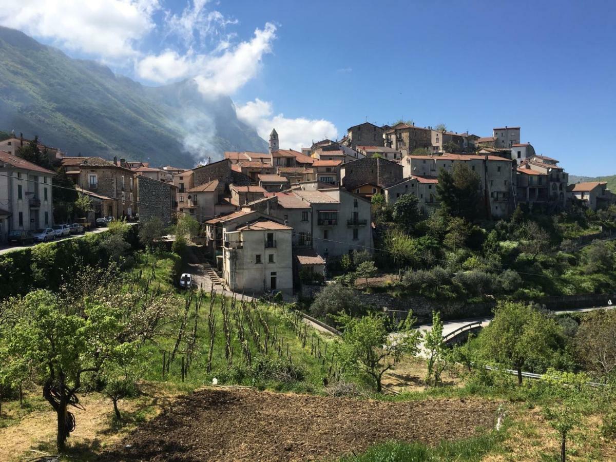 Casa Sarlo Aparthotel Petina Kültér fotó