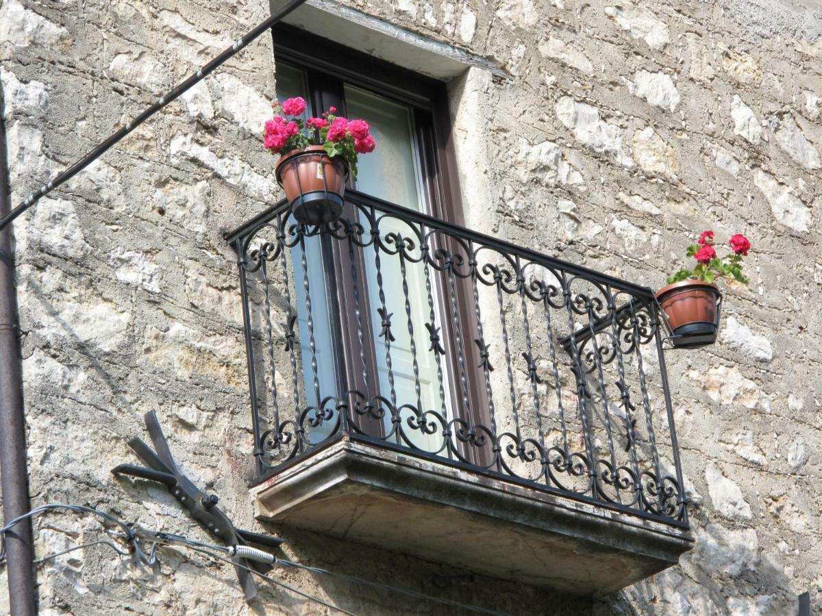 Casa Sarlo Aparthotel Petina Kültér fotó