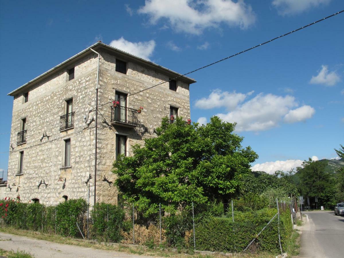 Casa Sarlo Aparthotel Petina Kültér fotó