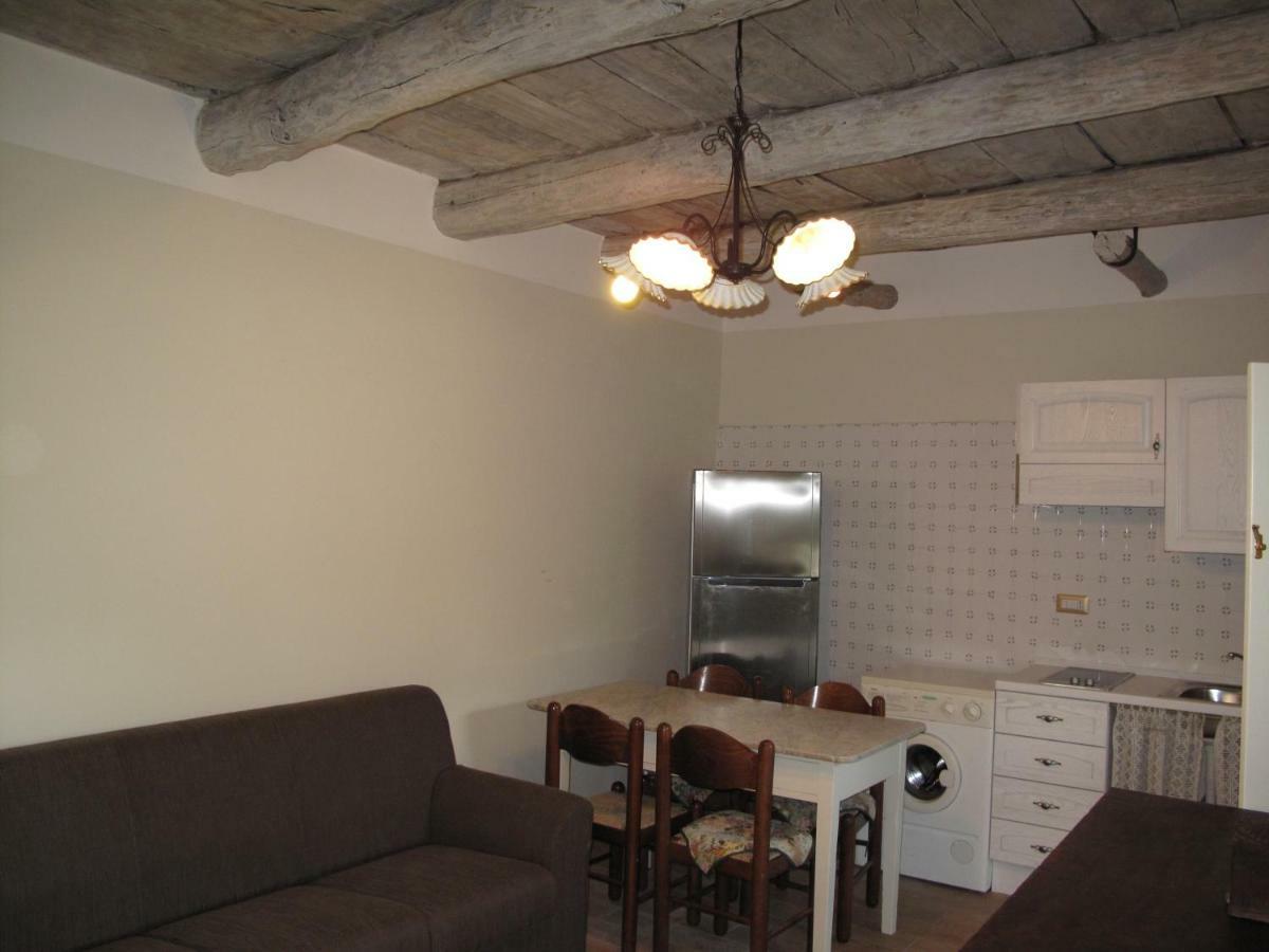 Casa Sarlo Aparthotel Petina Kültér fotó