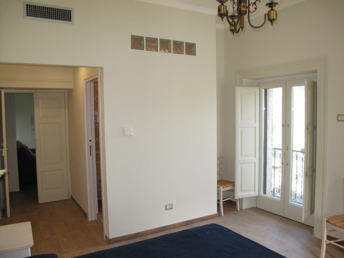 Casa Sarlo Aparthotel Petina Kültér fotó