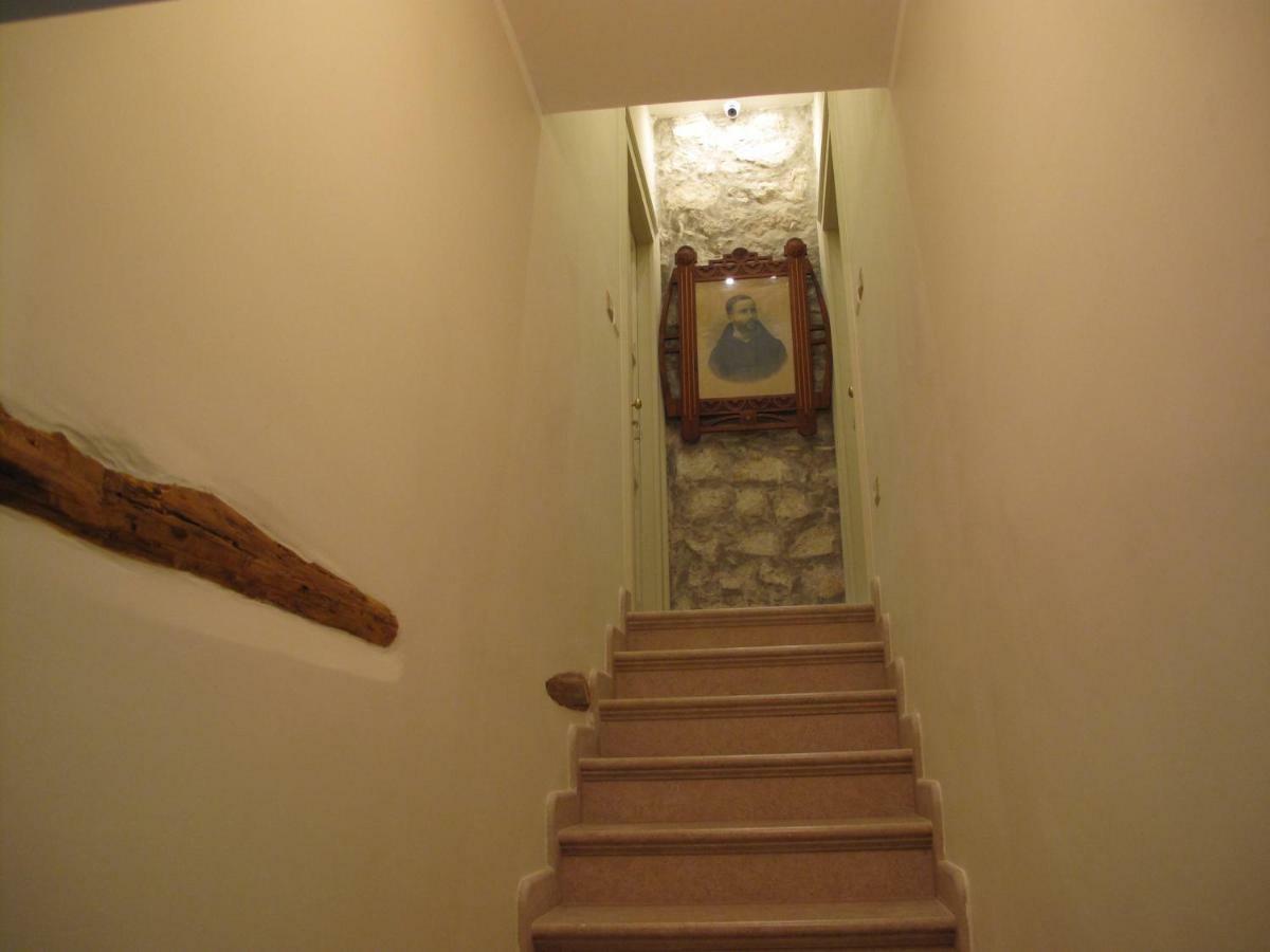 Casa Sarlo Aparthotel Petina Kültér fotó