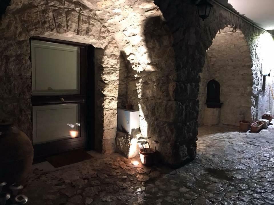 Casa Sarlo Aparthotel Petina Kültér fotó